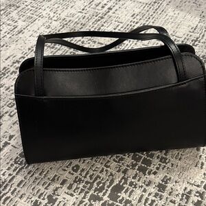 Elegant Black Women's leather Handbag